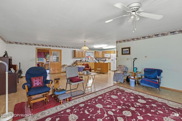 377 W Marydale Avenue, Soldotna, AK 99669