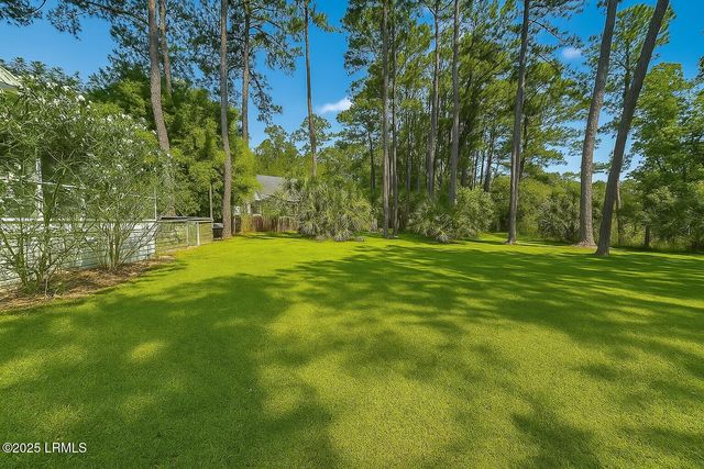 29 Downing Drive, Beaufort, SC 29907