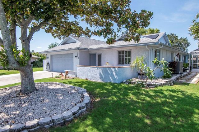 303 BARSTOW COURT, Sun City Center, FL 33573