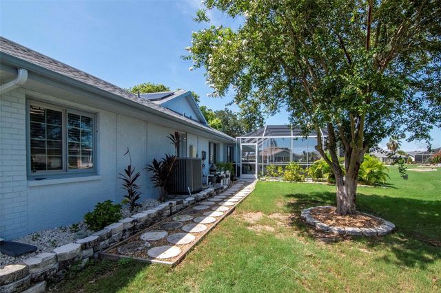 303 BARSTOW COURT, Sun City Center, FL 33573