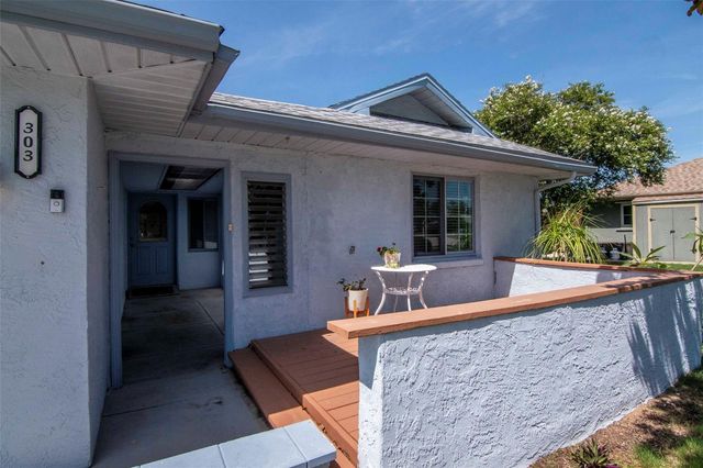 303 BARSTOW COURT, Sun City Center, FL 33573