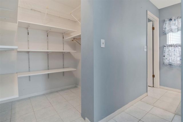 303 BARSTOW COURT, Sun City Center, FL 33573