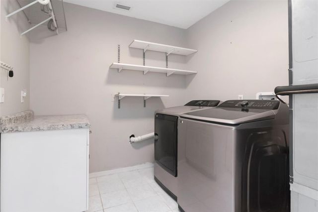 303 BARSTOW COURT, Sun City Center, FL 33573
