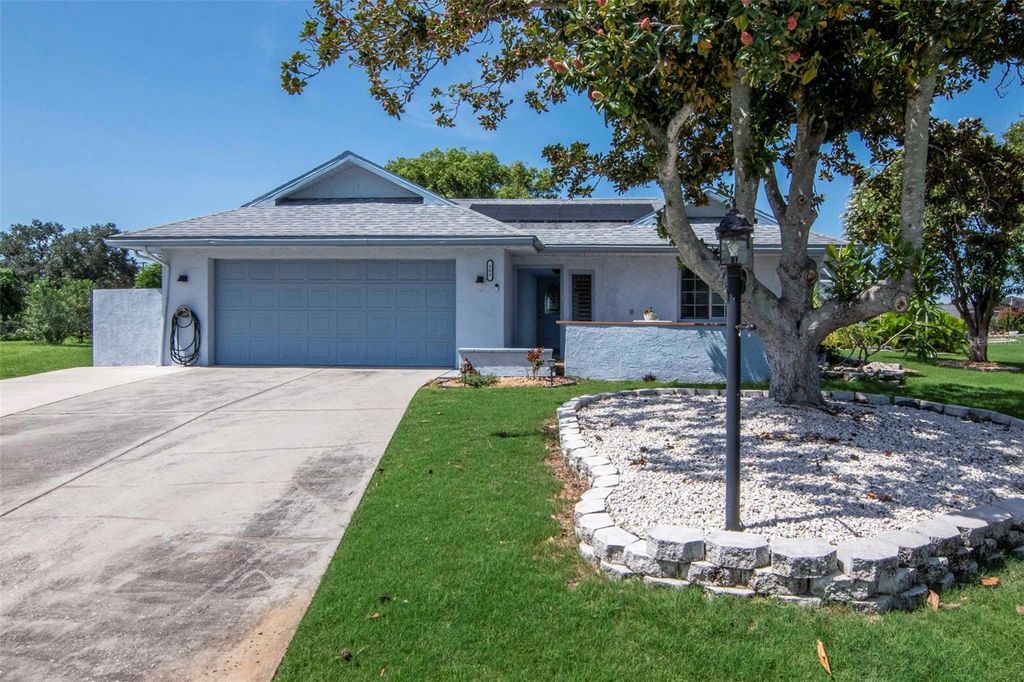 303 BARSTOW COURT, Sun City Center, FL 33573