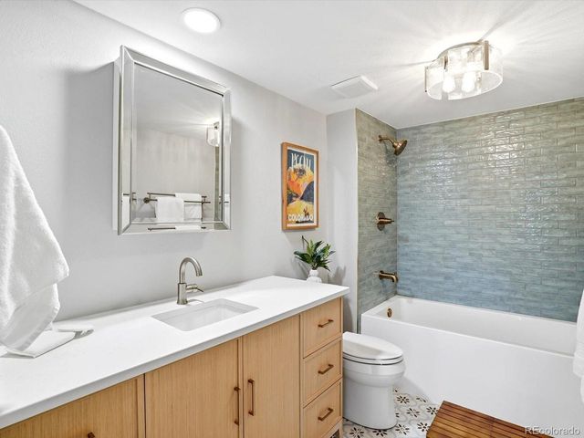 8140 Storm King Peak, Littleton, CO 80127