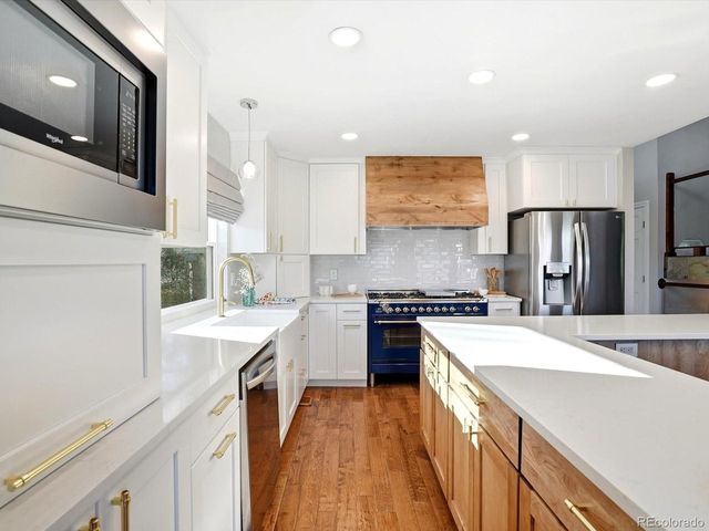 8140 Storm King Peak, Littleton, CO 80127