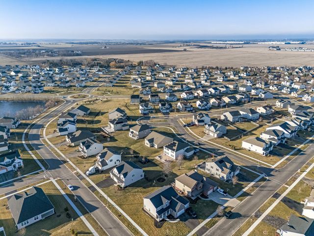 16112 S Dana Drive, Plainfield, IL 60586