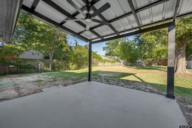 3102 Faith Ln, Tyler, TX 75701