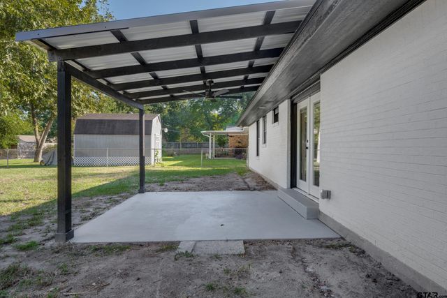3102 Faith Ln, Tyler, TX 75701