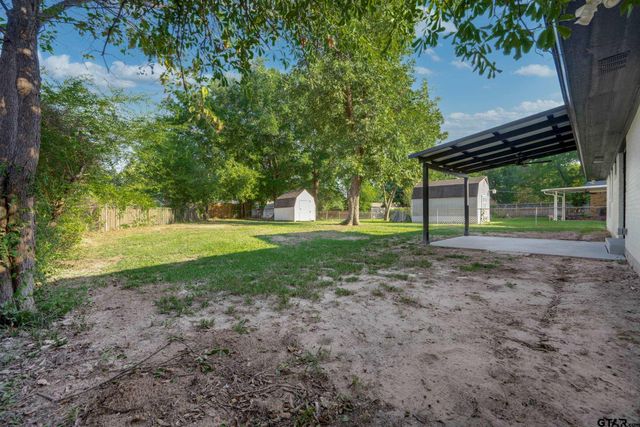 3102 Faith Ln, Tyler, TX 75701