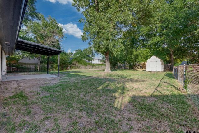 3102 Faith Ln, Tyler, TX 75701