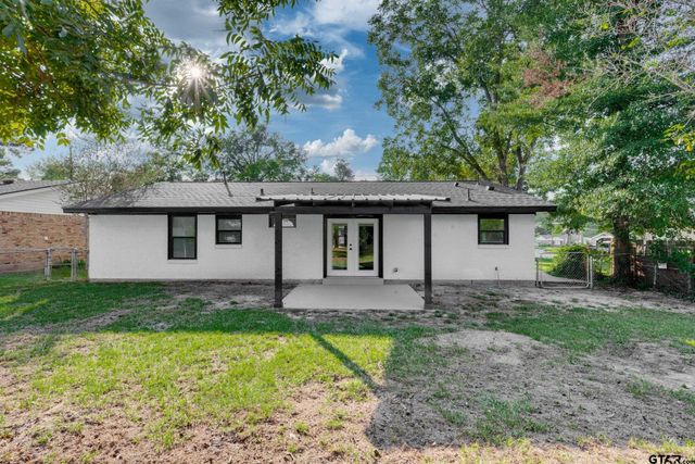 3102 Faith Ln, Tyler, TX 75701