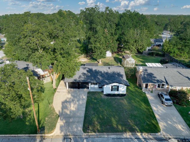 3102 Faith Ln, Tyler, TX 75701