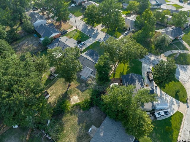 3102 Faith Ln, Tyler, TX 75701