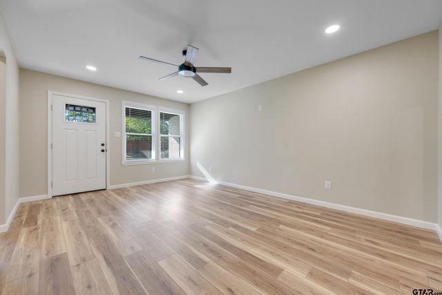 3102 Faith Ln, Tyler, TX 75701