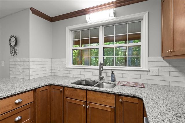 1321 S Arrowhead Drive, Westminster, SC 29693