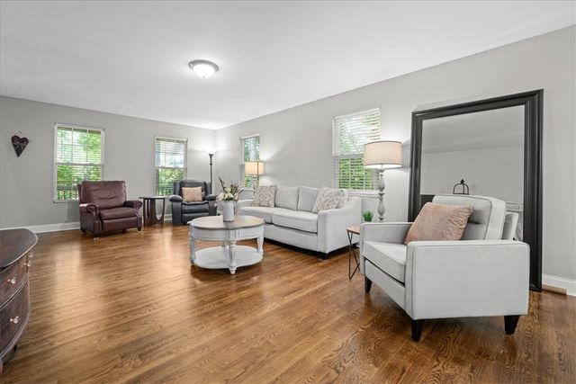 1321 S Arrowhead Drive, Westminster, SC 29693