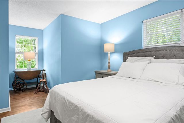 1321 S Arrowhead Drive, Westminster, SC 29693
