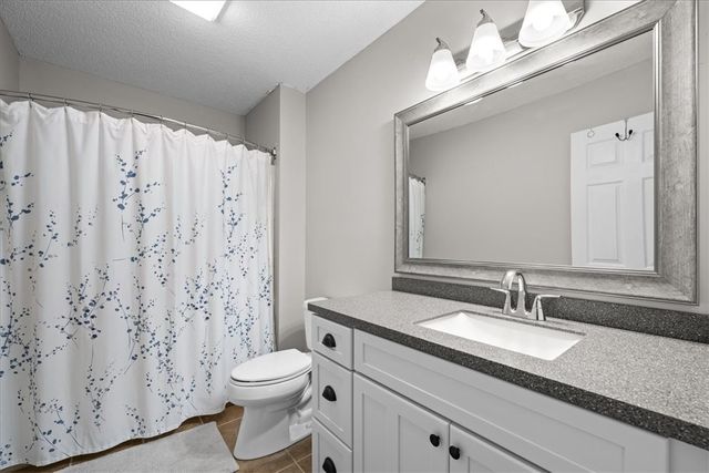 1321 S Arrowhead Drive, Westminster, SC 29693