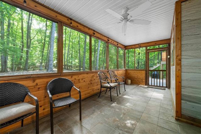 1321 S Arrowhead Drive, Westminster, SC 29693