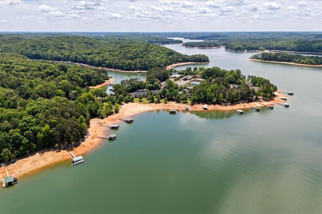1321 S Arrowhead Drive, Westminster, SC 29693