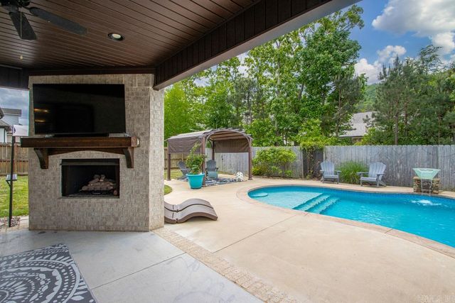 95 Clervaux Drive, Little Rock, AR 72223