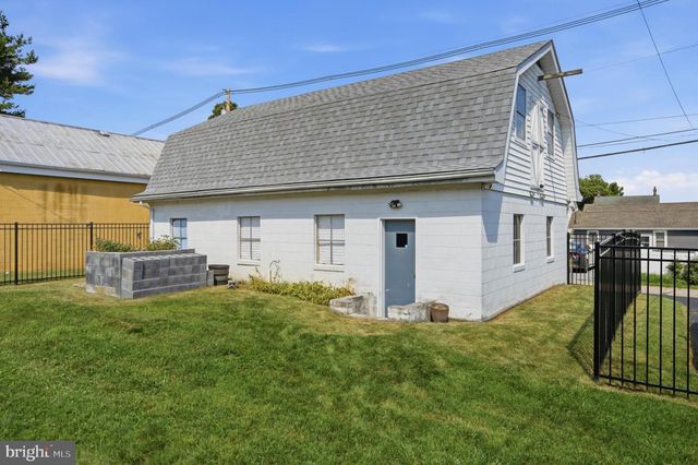 416 BREWER AVE, Hagerstown, MD 21740