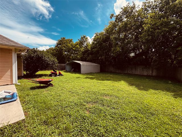 106 Oak Lane, Ladonia, TX 75449