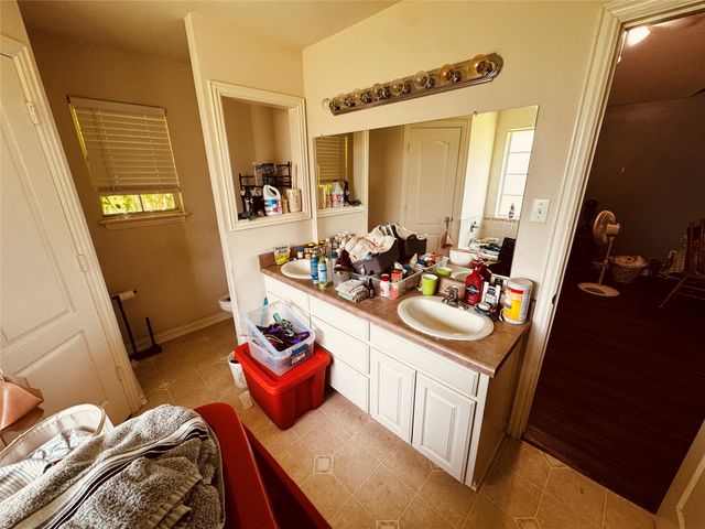 106 Oak Lane, Ladonia, TX 75449