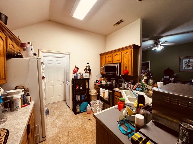 106 Oak Lane, Ladonia, TX 75449