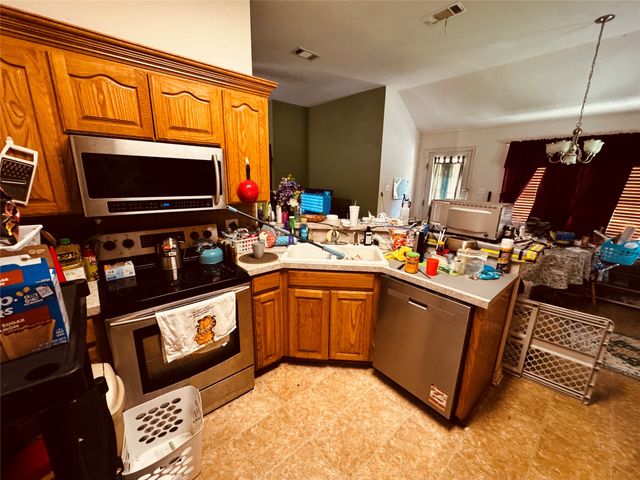 106 Oak Lane, Ladonia, TX 75449