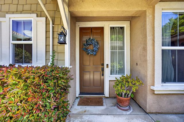 6227 Riverbank Cir, Stockton, CA 95219