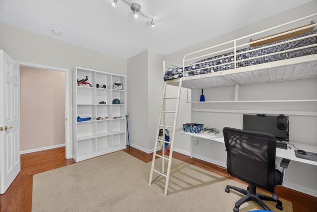 6227 Riverbank Cir, Stockton, CA 95219