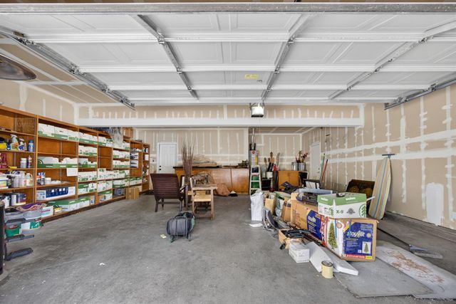 6227 Riverbank Cir, Stockton, CA 95219