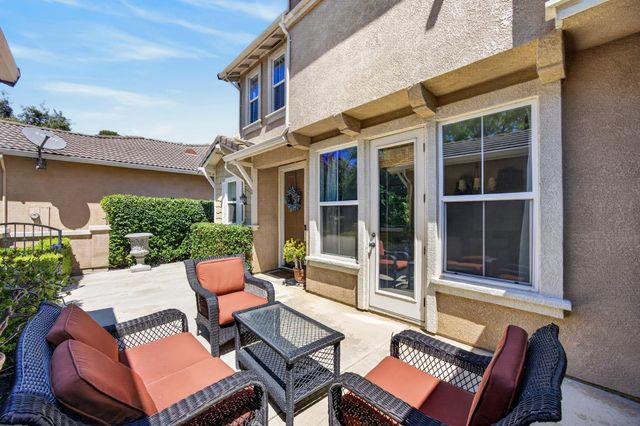 6227 Riverbank Cir, Stockton, CA 95219