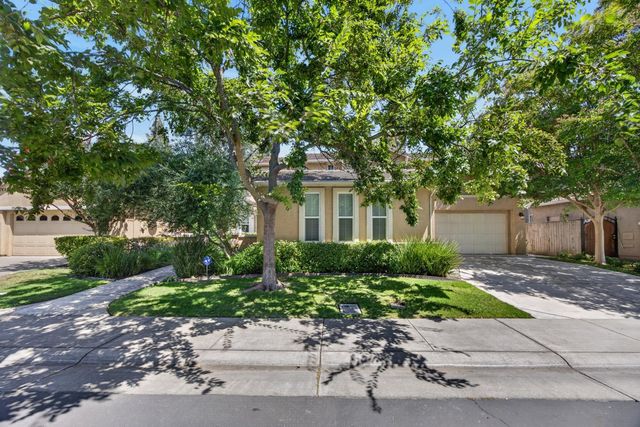 6227 Riverbank Cir, Stockton, CA 95219