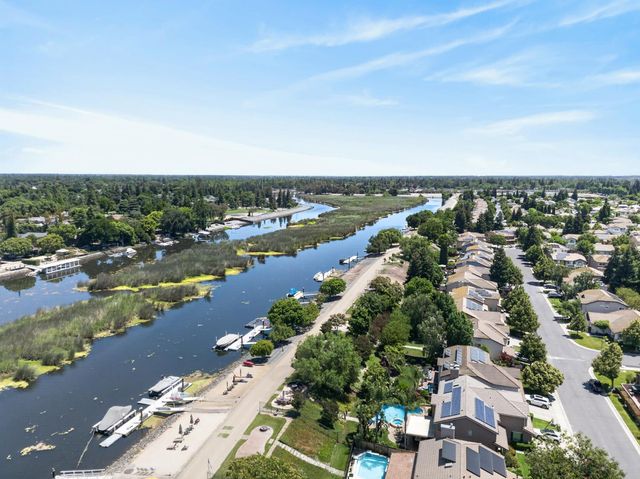 6227 Riverbank Cir, Stockton, CA 95219