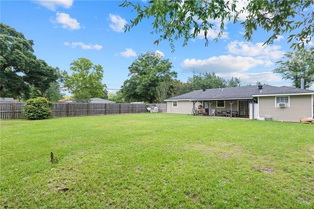 5523 Darring Street, Satsuma, AL 36572