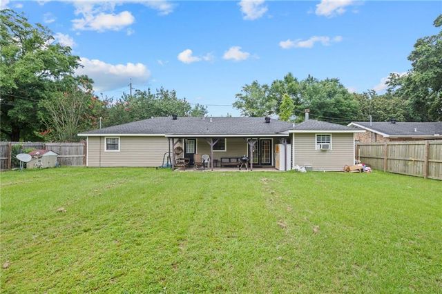 5523 Darring Street, Satsuma, AL 36572