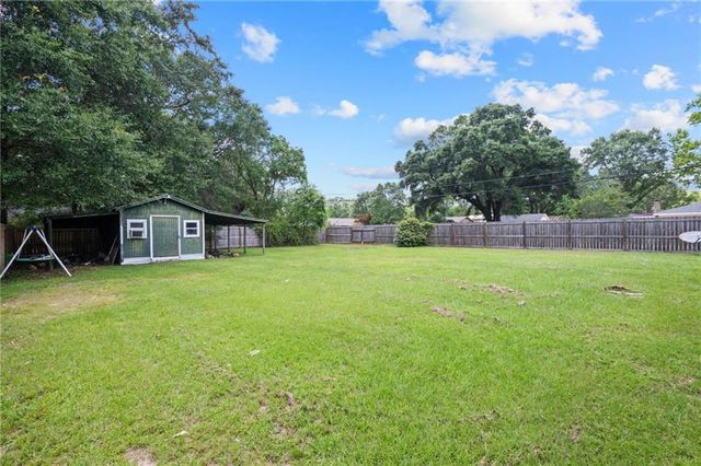 5523 Darring Street, Satsuma, AL 36572