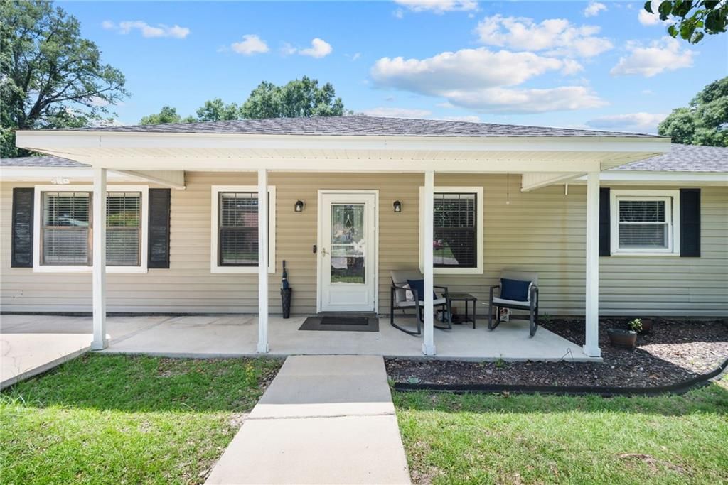 5523 Darring Street, Satsuma, AL 36572