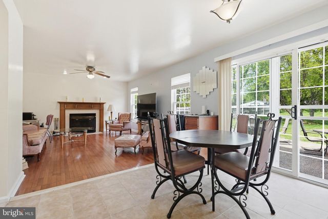 404 PIGEON VIEW LN, New Castle, DE 19720