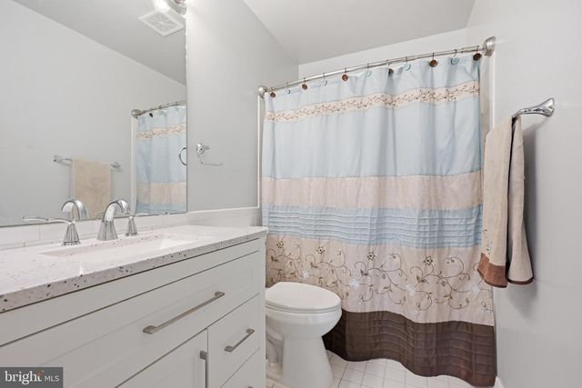 404 PIGEON VIEW LN, New Castle, DE 19720