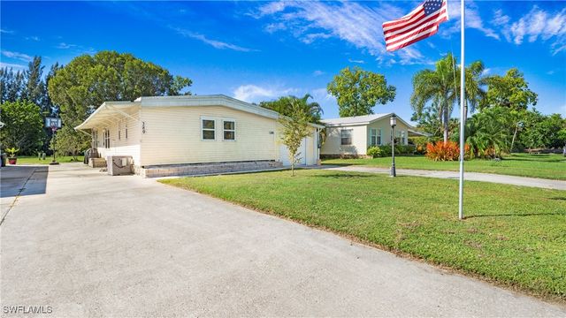 280 Indian Key LN, Naples, FL 34114