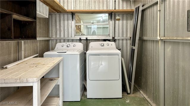 280 Indian Key LN, Naples, FL 34114