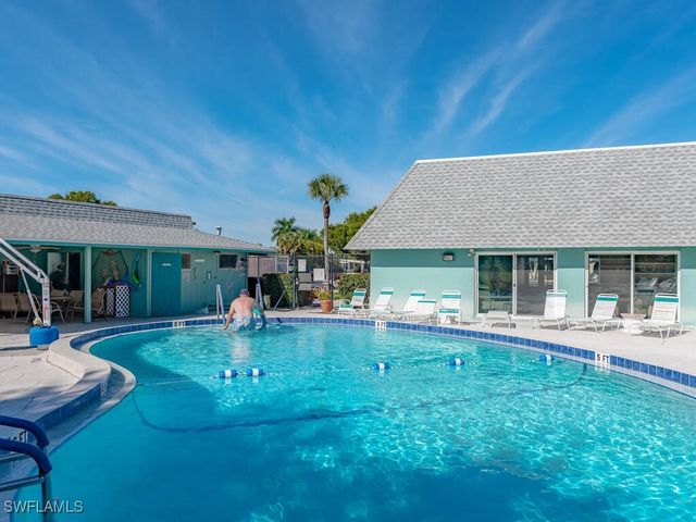 280 Indian Key LN, Naples, FL 34114