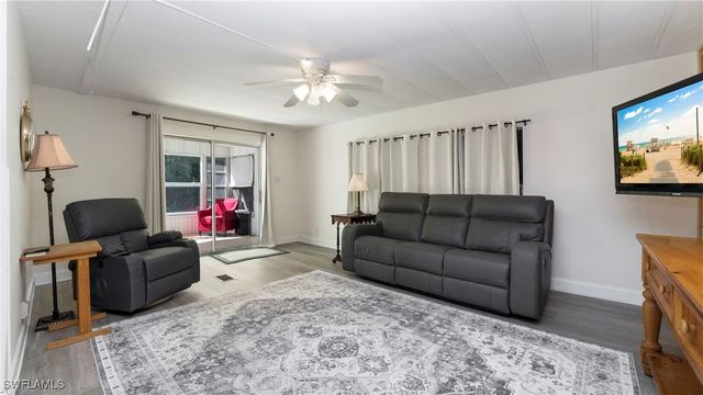 280 Indian Key LN, Naples, FL 34114