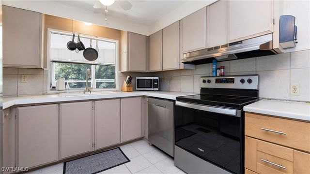 280 Indian Key LN, Naples, FL 34114