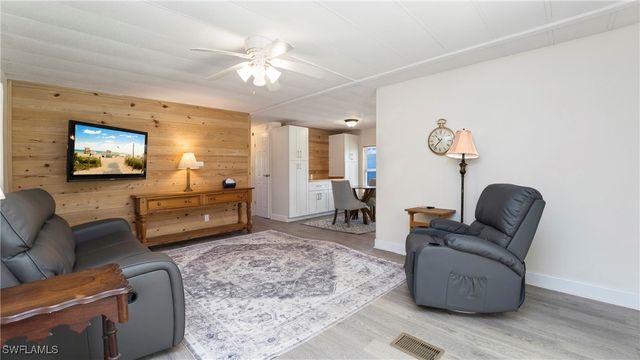 280 Indian Key LN, Naples, FL 34114