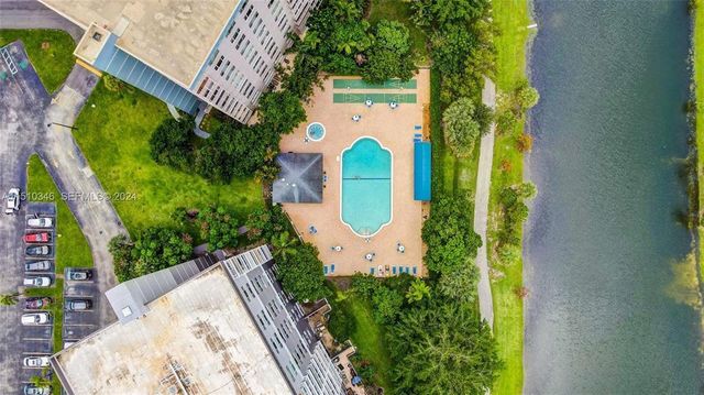 3850 Washington Street 812, Hollywood, FL 33021